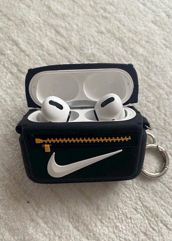 Nike Siyah Fermuarlı Spor Çantası Airpods pro uyumlu kılıf - Görsel 2