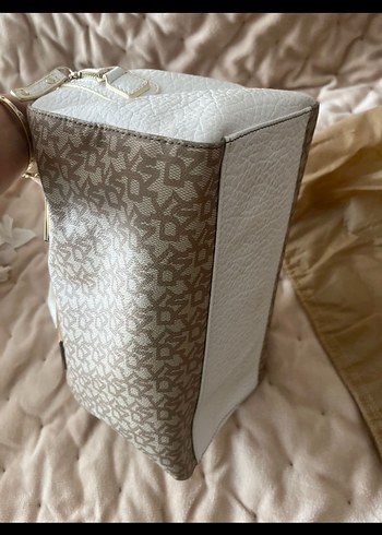 DNKY ORJİNAL Bej  Baskılı Kadın Çantası - Klasik ve Modern - Görsel 6