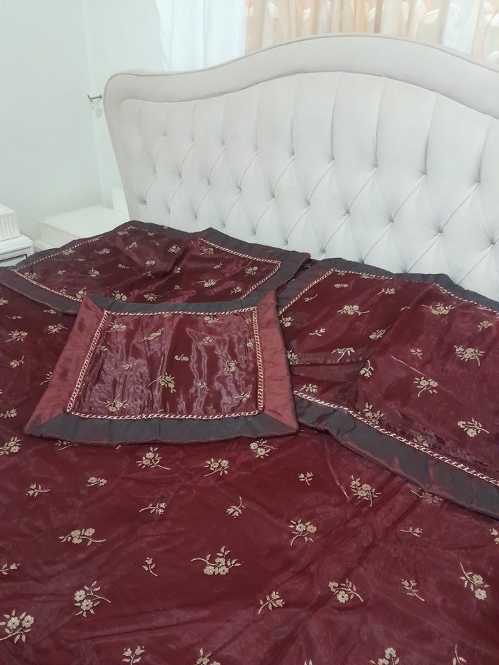 Bordo Desenli Yatak Örtüsü - Görsel 3