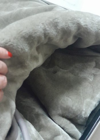 Gri Yatak Örtüsü - Görsel 2