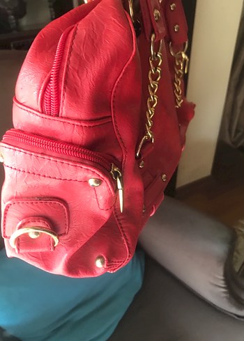 Kırmızı Deri Tokalı Kadın Çanta - Görsel 9