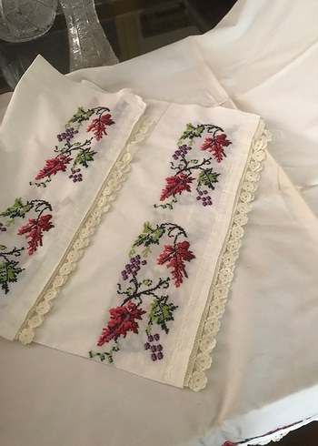 Kanaviçe yatak takımı - Görsel 5