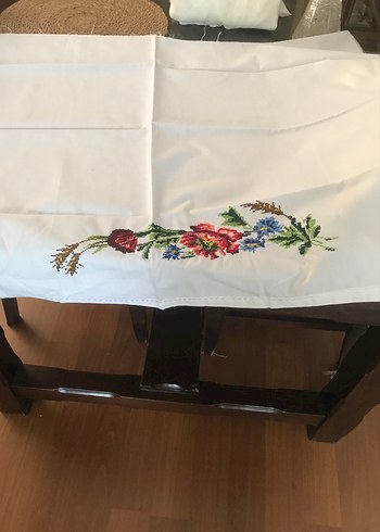 Kanaviçe tek parça karyola eteği ve bir adet yastık - Görsel 6