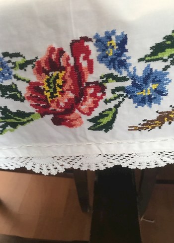 Kanaviçe tek parça karyola eteği ve bir adet yastık - Görsel 2