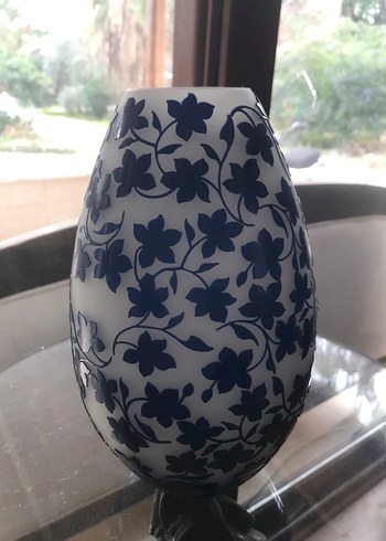 Koyu Mavi Çiçek Desenli Vazo - Görsel 2
