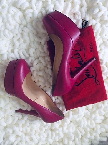 Christian Louboutin ayakkabi