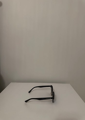 Kadın Mavi Gözlük - Görsel 3