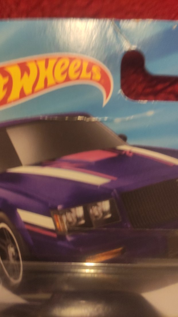 Hot Wheels '87 Buick Regal GNX Mor Oyuncak Araba TH - Görsel 3
