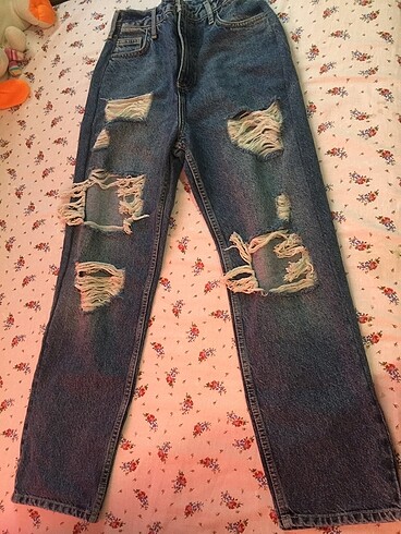 Zara Yırtık mom jean