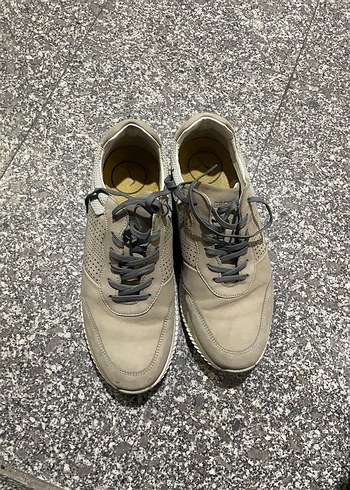Greyder Bej Deri Sneaker Siklik Ve Rahatlik Bir Arada