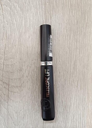  Beden L'OREAL PARİS TELESCOPİC LİFT MASKARA