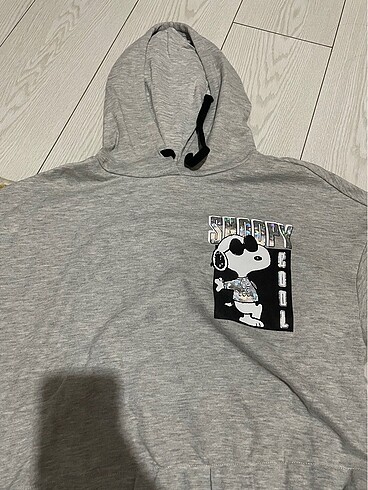 snoopy gri sweatshirt