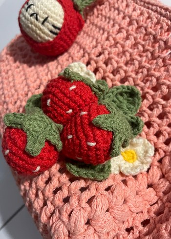 Çilek Bahçesi El Örgüsü Çanta - Görsel 2