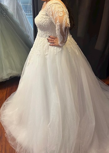 A kesim işiltılı gelinlik - Görsel 10