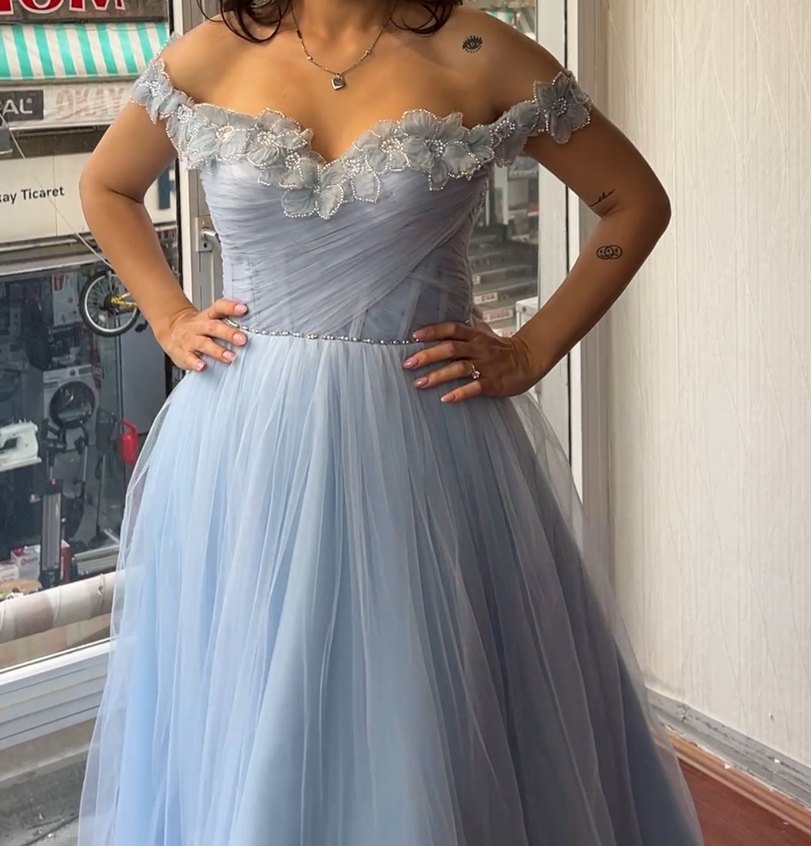 Straplez Nakışlı Mavi Uzun Abiye Elbise - Görsel 3