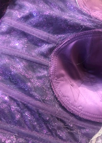 Parlak Desenli Straplez Mor Uzun Nişanlık - Görsel 3