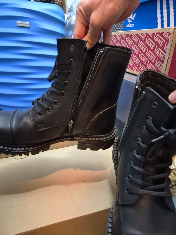 Siyah Deri Fermuarlı erkek Botu - Görsel 3