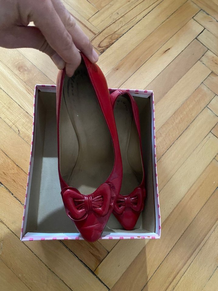 rugan Parlak Kırmızı Fiyonklu Kadın topuklu ayakkabı - Görsel 3