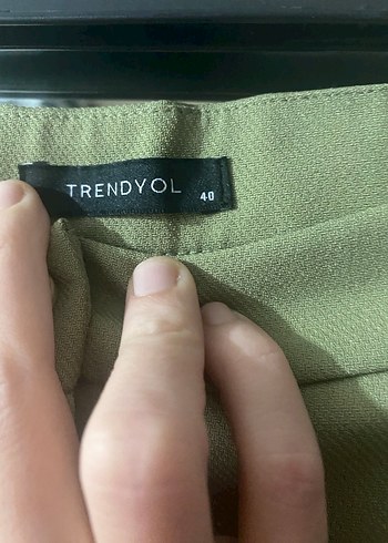 Kadın Haki Piliseli Midi Kumaş Pantolon - Görsel 2