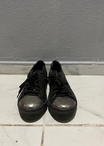 Siyah Sokak Stili Kadın Spor Ayakkabı - Görsel 2