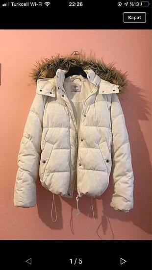 Beyaz Bershka şişme mont