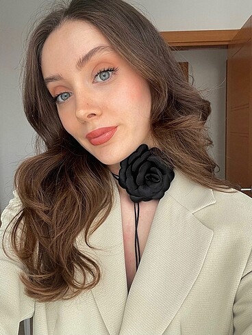 Zara choker çiçek kolye