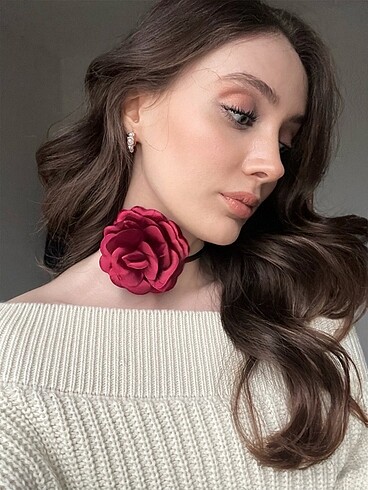 Zara choker çiçek kolye