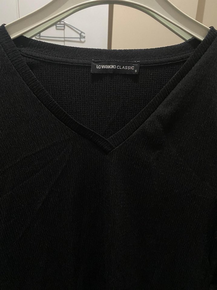 Siyah V Yaka Uzun Kollu Kadın Kazak - Görsel 2