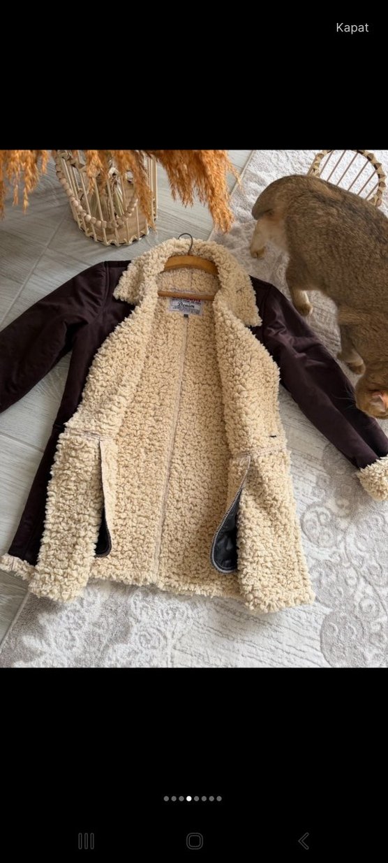 Kız Çocuk Kahverengi Süet Kürklü Ceket - Görsel 3