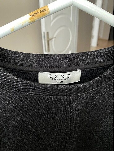 oxxo crop üst