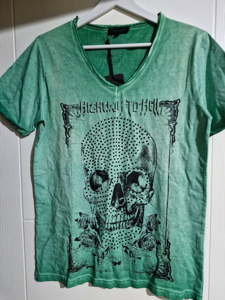 orjinal,etiketli Yeşil Baskılı Rock Punk Tişört - Görsel 2