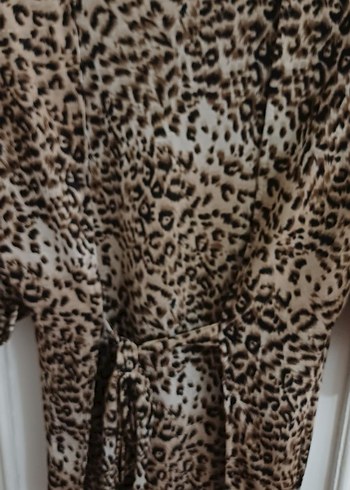 Leopar Desenli Kadın Bluz - Görsel 3
