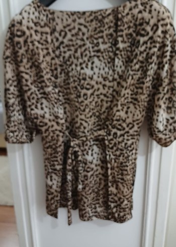 Leopar Desenli Kadın Bluz - Görsel 4