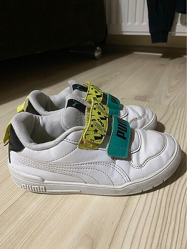 Puma marka 32 numara ayakkabı