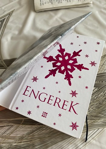 Beden Binnur Şafak Nigiz - Engerek: İçinde Bir Sen
