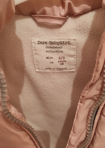 Kız Çocuk Kapüşonlu Pembe Yelek - Görsel 3