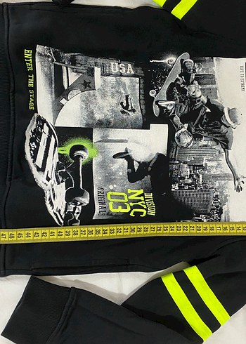 9 Yaş Beden Kapüşonlu Siyah Erkek Sweatshirt
