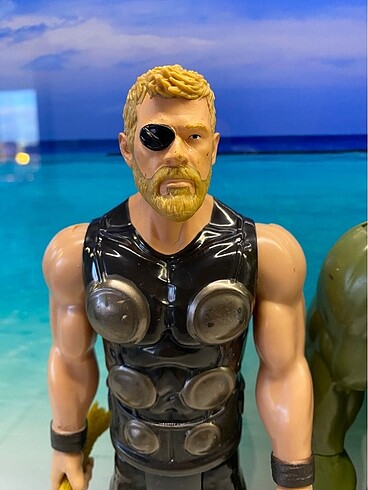  Beden Thor ve hulk