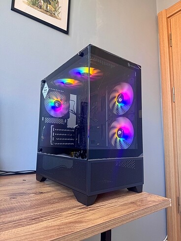 Gaming Bilgisayar Kasası 5 RGB Fanlı