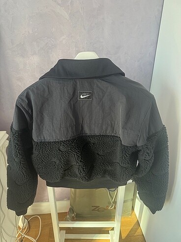 s Beden Nike Mont