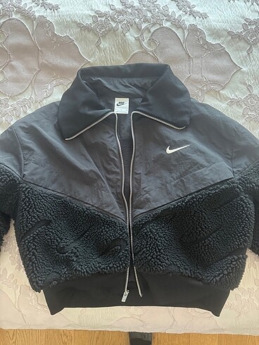 s Beden siyah Renk Nike Mont