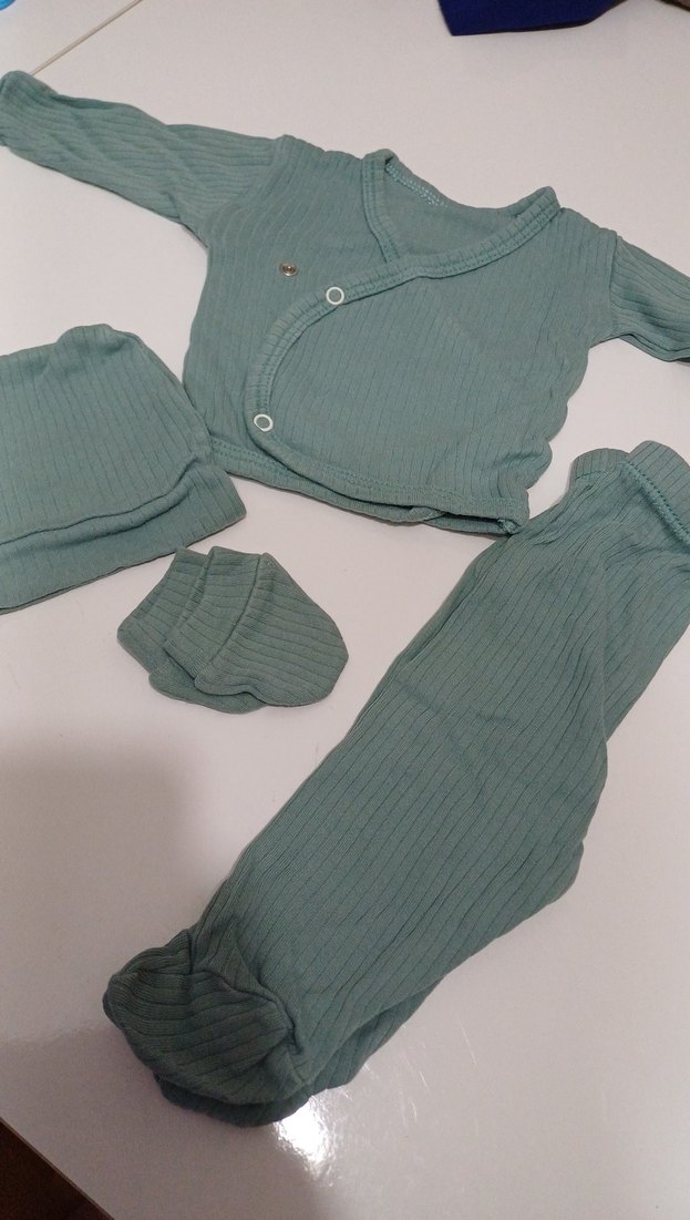 Yeşil Bebek Erkek Takımı - Görsel 3