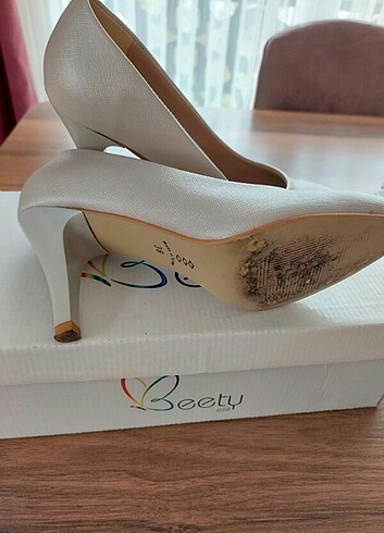 38 Beden ten rengi Renk Stiletto ayakkabı