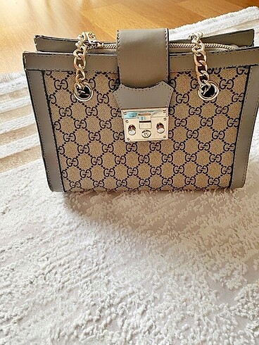 Beden Gucci Marka Kol Çantası
