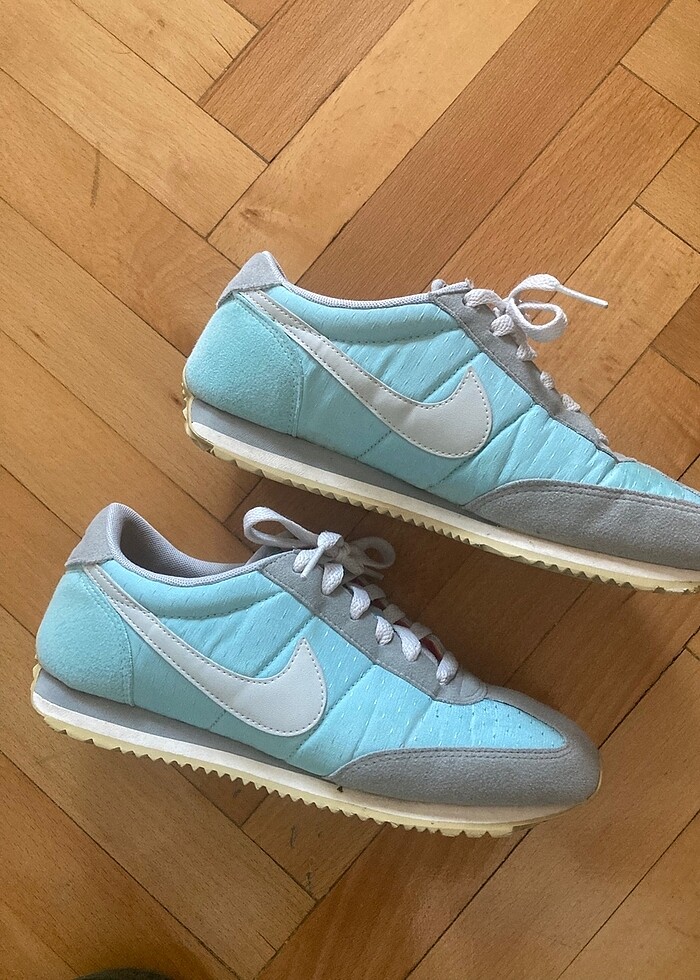 Nike spor ayakkabı - Görsel 2