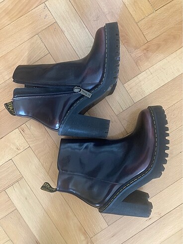 Dr. Martens bot - Görsel 2