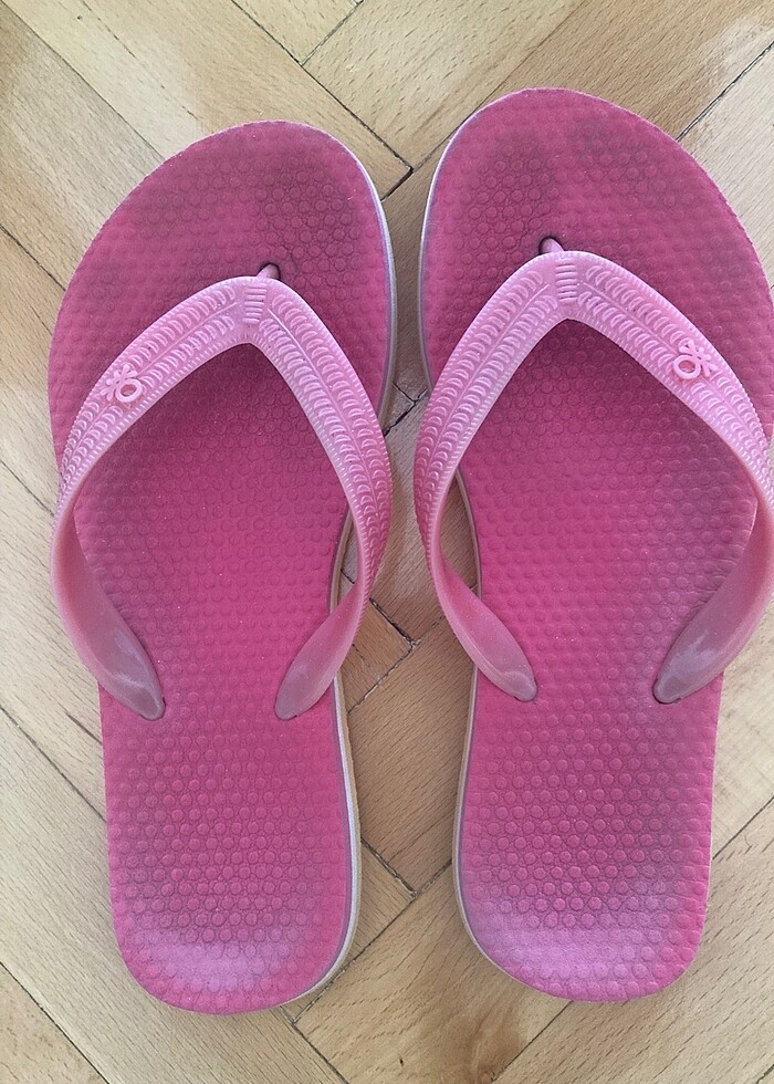 Benetton terlik - Görsel 2