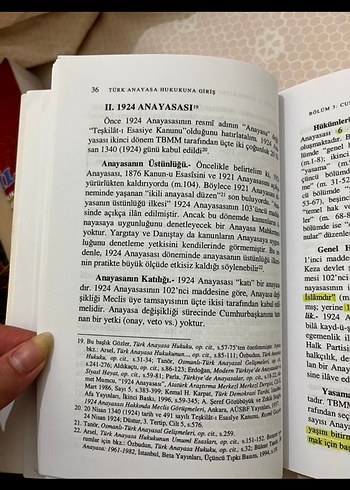  Beden Türk Anayasa Hukukuna Giriş - Kemal Gözler
