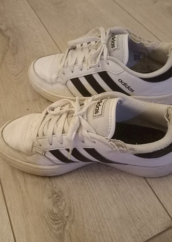 40 Beden orijinal Adidas Beyaz erkek Spor Ayakkabı