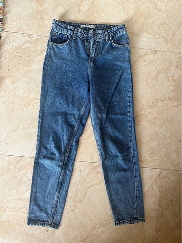 Mom Jean